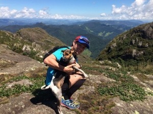 Milka: Uma cachorrinha doida por corridas de montanha