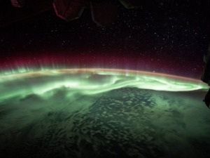 Time-lapse da NASA mostra Aurora Boreal vista do espaço