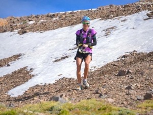 Rosalia Camargo fica em 3º lugar nas 100MI da Patagonia Run