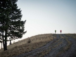 Treinar com amigos pode te ajudar a superar limites