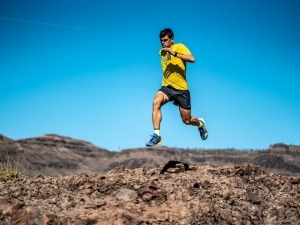 Pau Capell corre o percurso do UTMB sozinho em busca de recorde